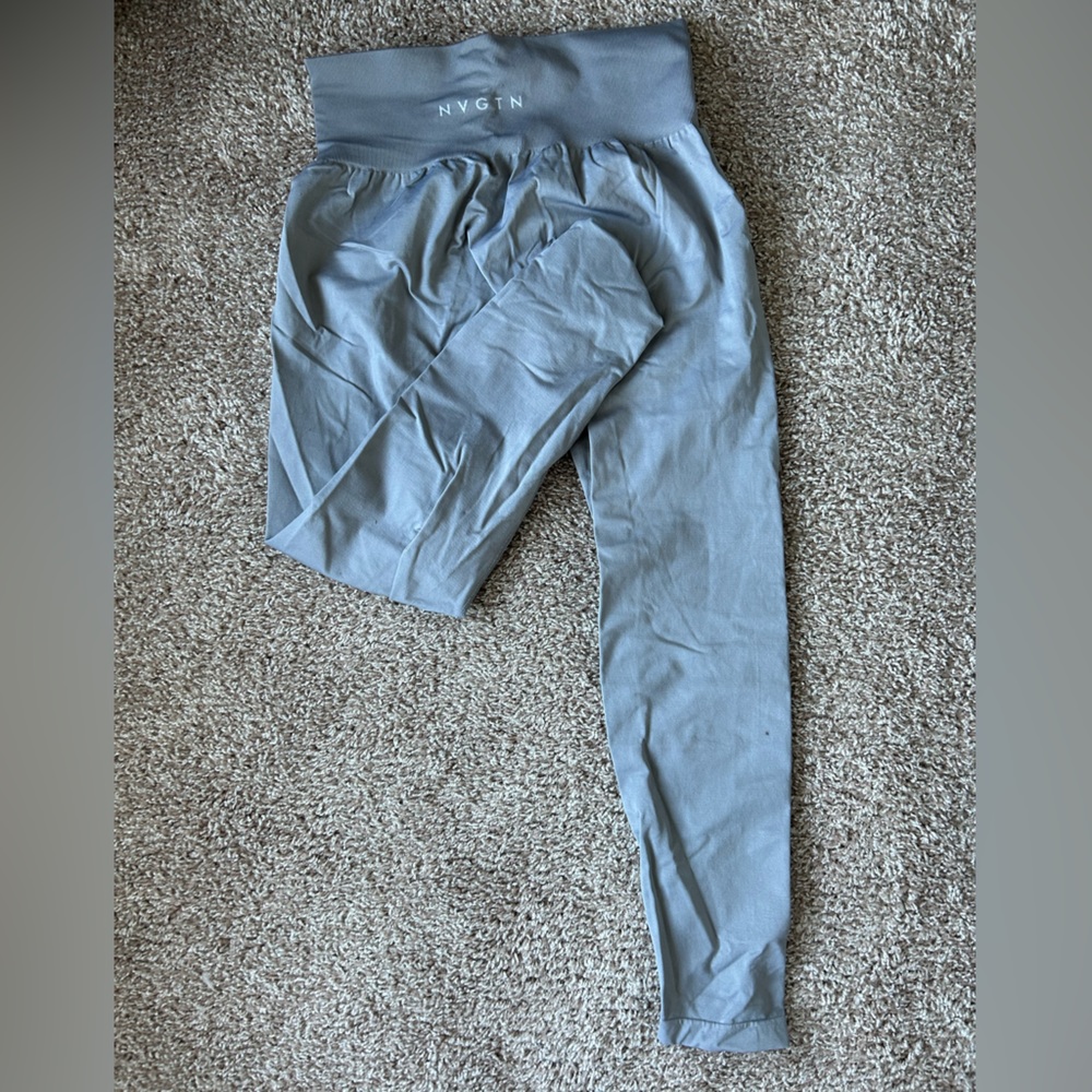 Gray NVGTN leggings